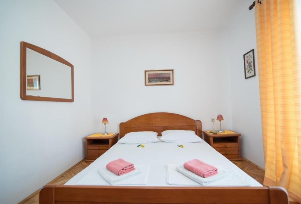 Apartments Natasa Supetar Zewnętrze zdjęcie