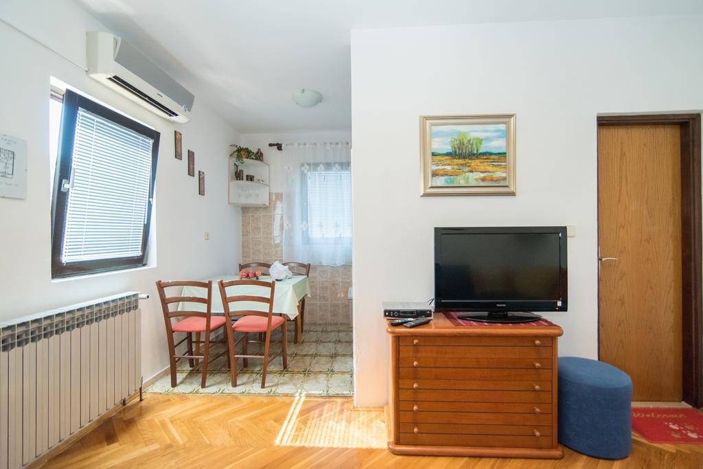 Apartments Natasa Supetar Zewnętrze zdjęcie
